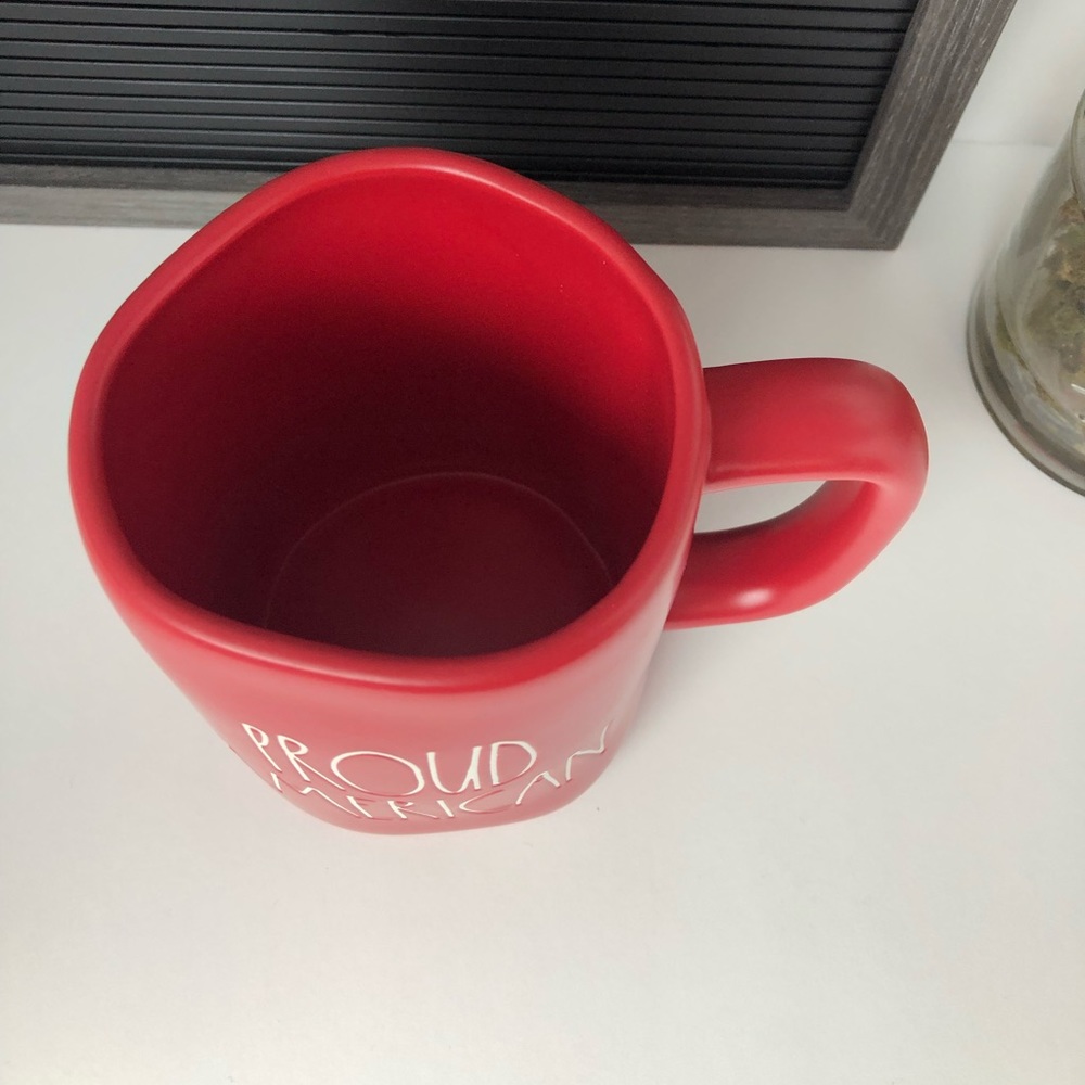 Rae Dunn PROUD AMERICAN mug New with tags - Picture 5 of 9